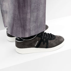 KARHU X LIKELIHOOD TRAMPAS "SEATTLE BELIEF" - LAVAGNA / OFF BLACK – Karhu US
