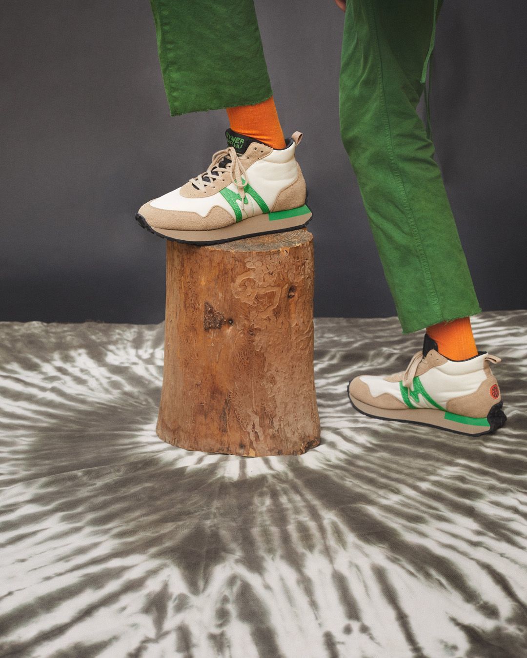 Karhu x vyner ''m-runner'' - smoke gray / snow white – Karhu US