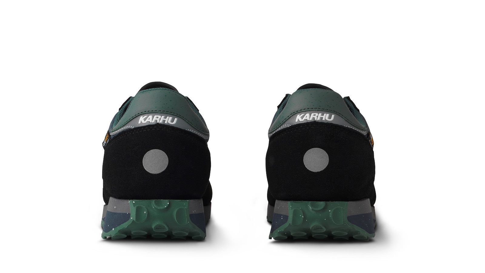 KARHU Mestari Control Caviar / Rain Forest F840013