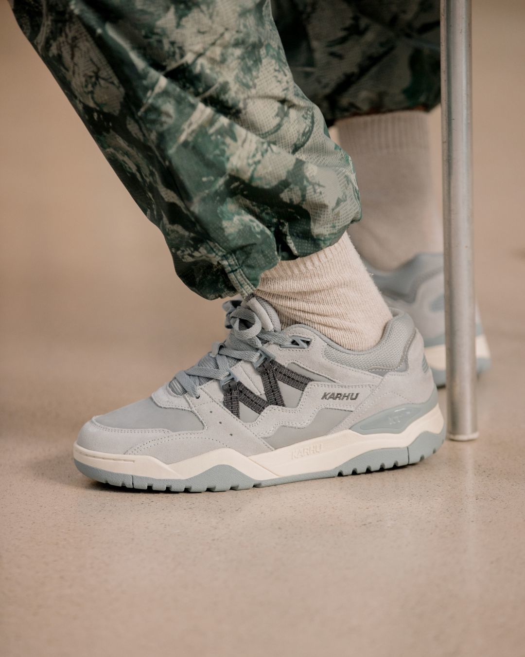 Karhu Fusion XT Lunar Rock / Magnet - F8050006 Lifestyle sneakers – Karhu US
