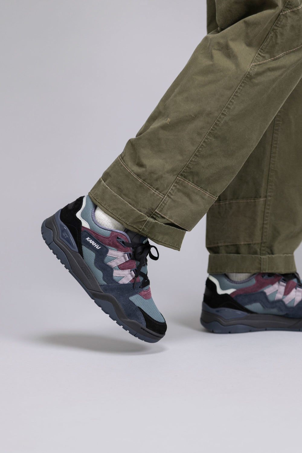 Karhu Fusion XT Jet Black / Gull - Lifestyle sneakers – Karhu US