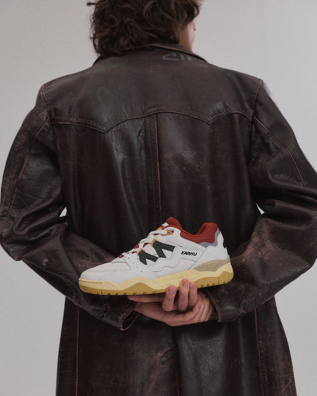 Karhu Fusion XT Blanc de Blanc / Pineneedle - Lifestyle sneakers – Karhu US