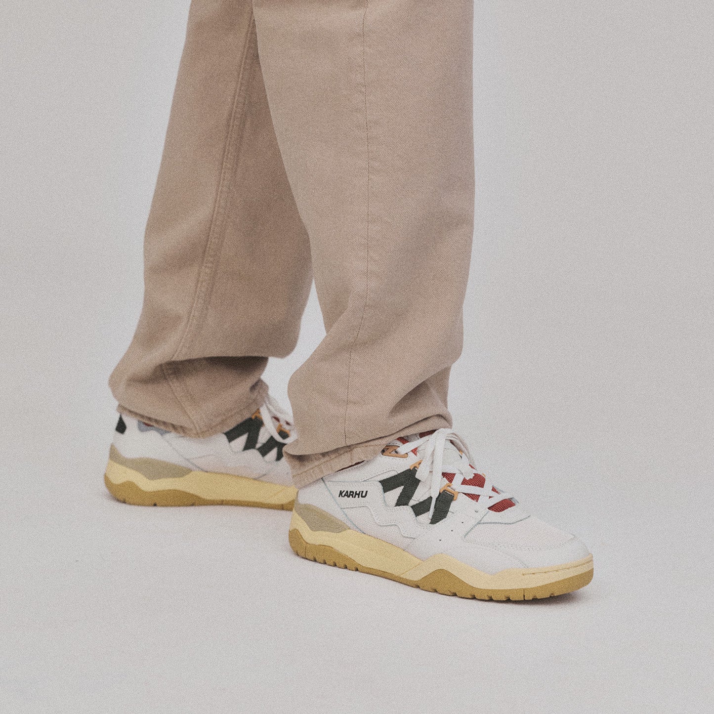 Karhu Fusion XT Blanc de Blanc / Pineneedle - Lifestyle sneakers – Karhu US