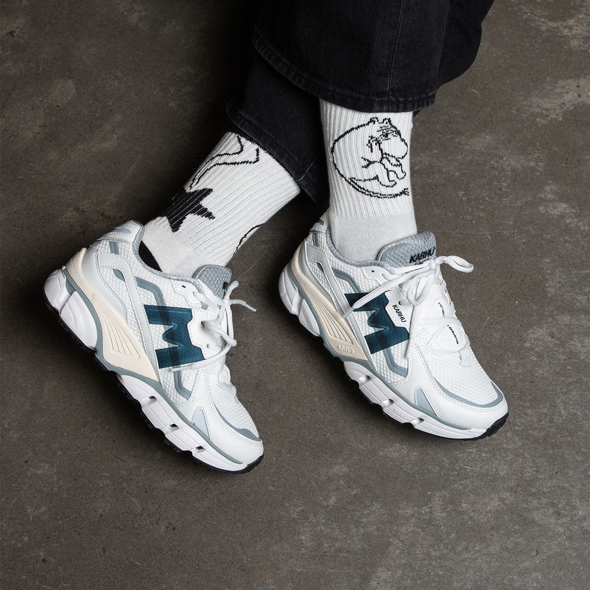 Karhu Super Fulcrum White / Deep Navy - Lifestyle shoes – Karhu US
