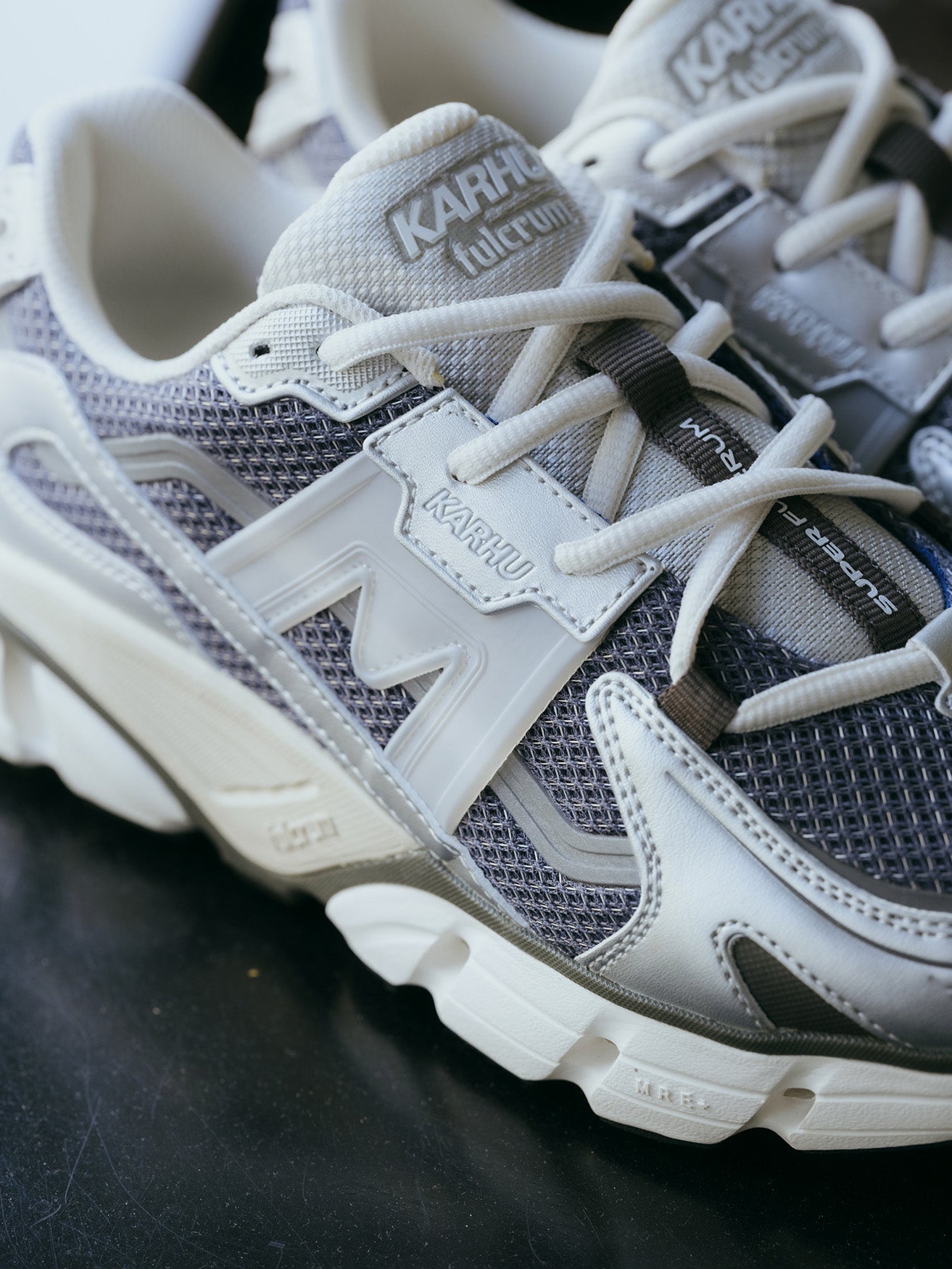 Karhu Super Fulcrum Silver / Vintage Indigo - Lifestyle sneakers – Karhu US