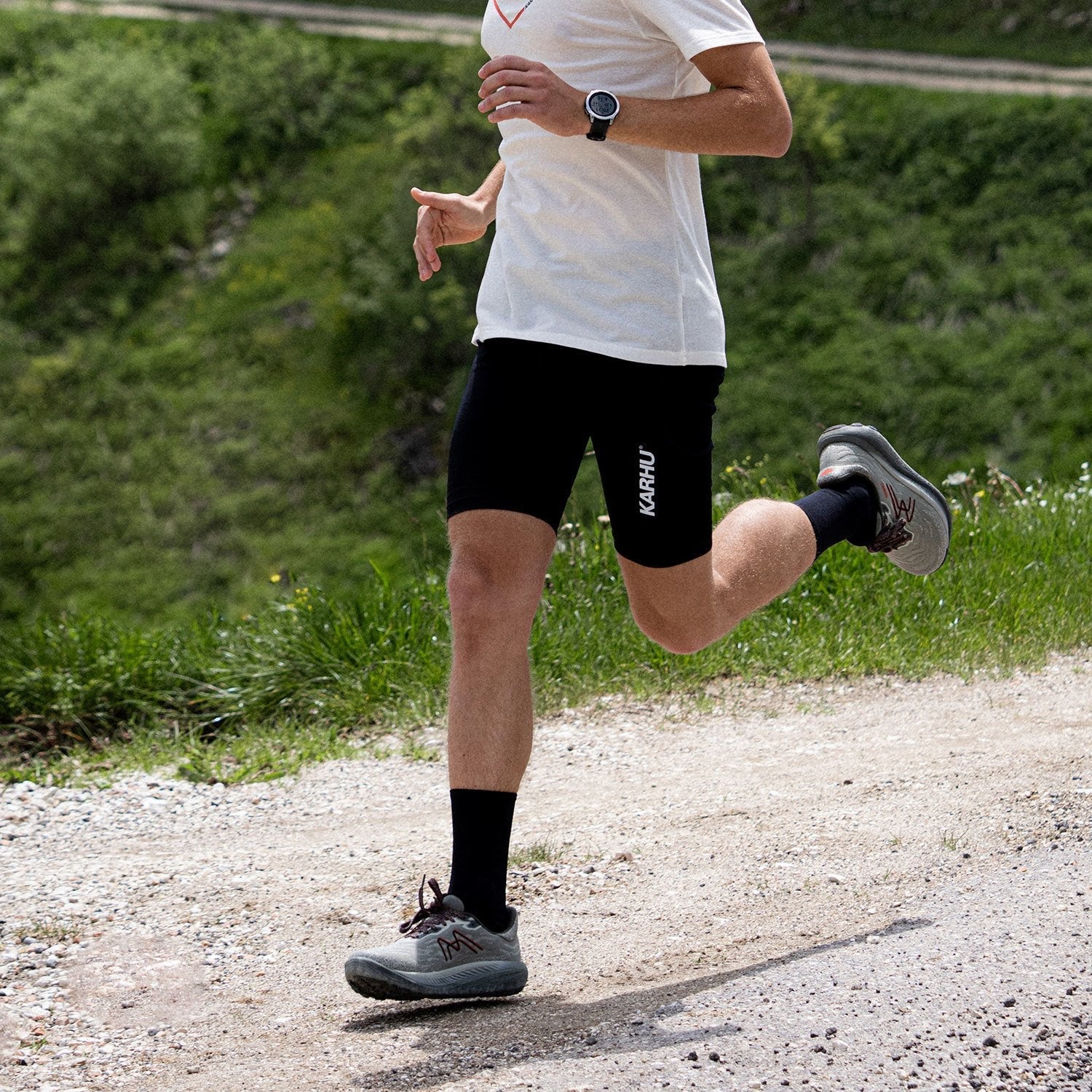 Karhu men's running half-tight Black / White – Karhu US