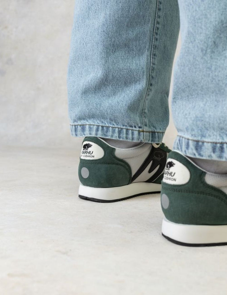 Albatross 82 | Men Karhu Albatross 82 Abbey Dark Forest / Caviar F807052 Sneakers