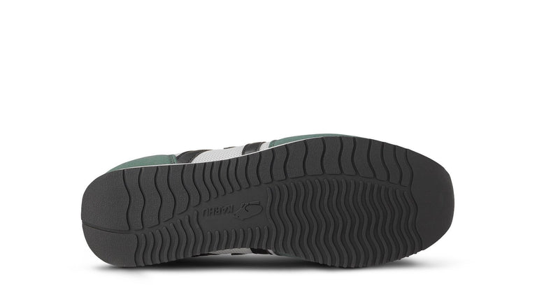 Albatross 82 | Men Karhu Albatross 82 Abbey Dark Forest / Caviar F807052 Sneakers