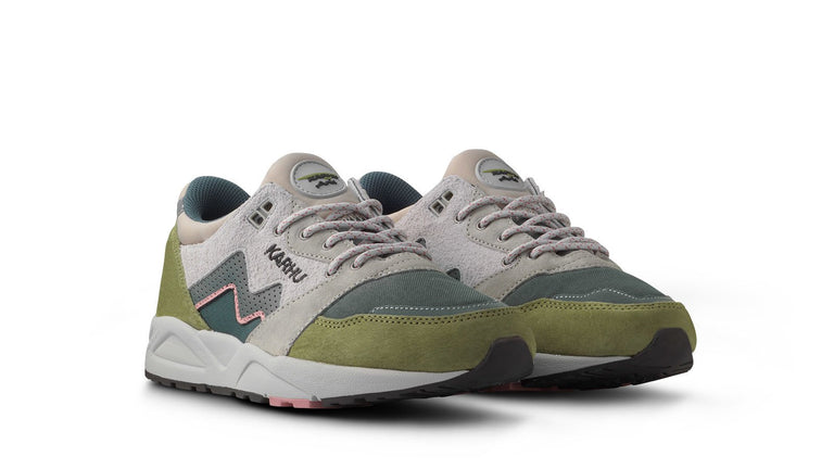 Aria 95 | Men Karhu Aria 95 - Sphagnum / Dark Forest