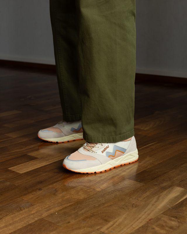 Aria 95 | Men Karhu Aria 95 Whitecap Gray / Silver Grey F803119 Sneakers