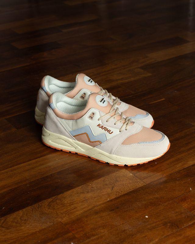 Aria 95 | Men Karhu Aria 95 Whitecap Gray / Silver Grey F803119 Sneakers