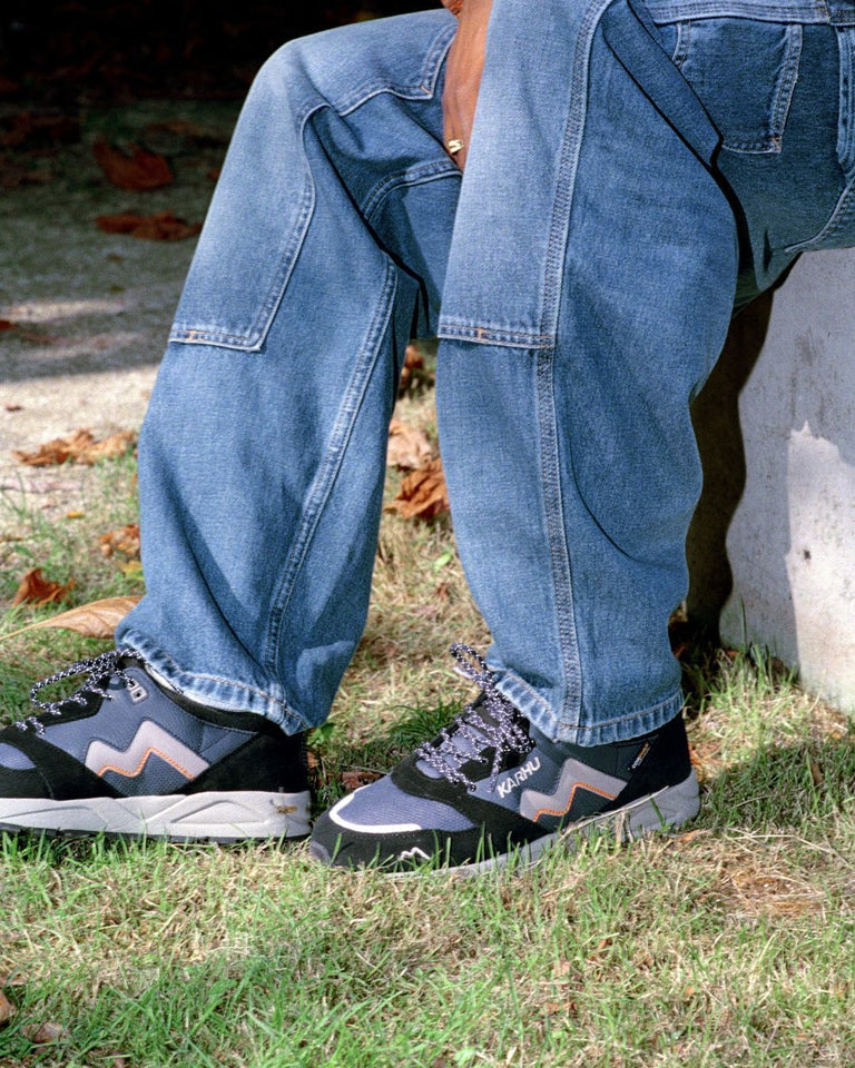 Aria 95 | Men Karhu KARHU Aria 95 Caviar / Vintage Khaki F803118 Sneakers