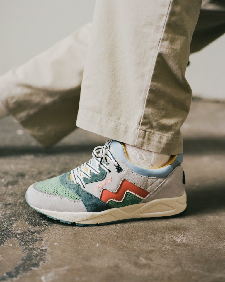 Aria 95 | Men Karhu KARHU Aria 95 Dawn Blue Apricot Brandy