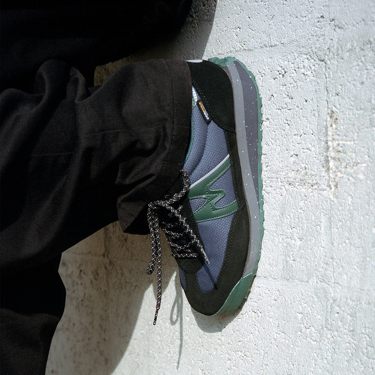 Mestari Control | Men Karhu KARHU Mestari Control Caviar / Rain Forest F840013