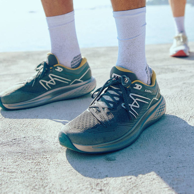 Running Shoes | Men Karhu Synchron 2.0 HiVo
